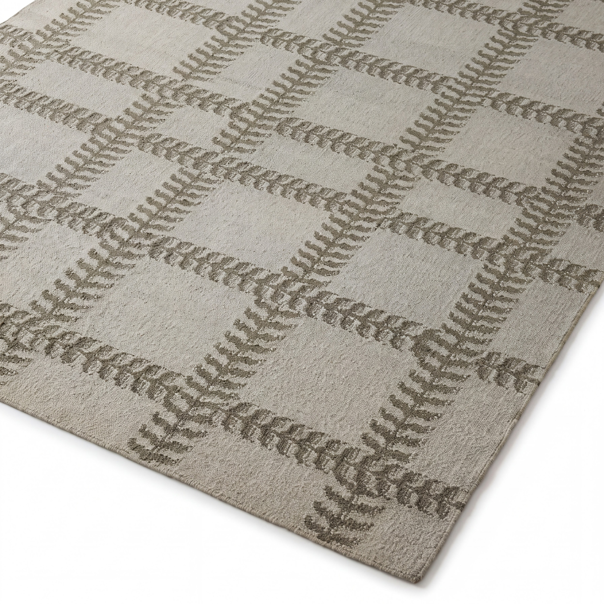 Saanjh Rug in Fog Green / Tea — close-up
