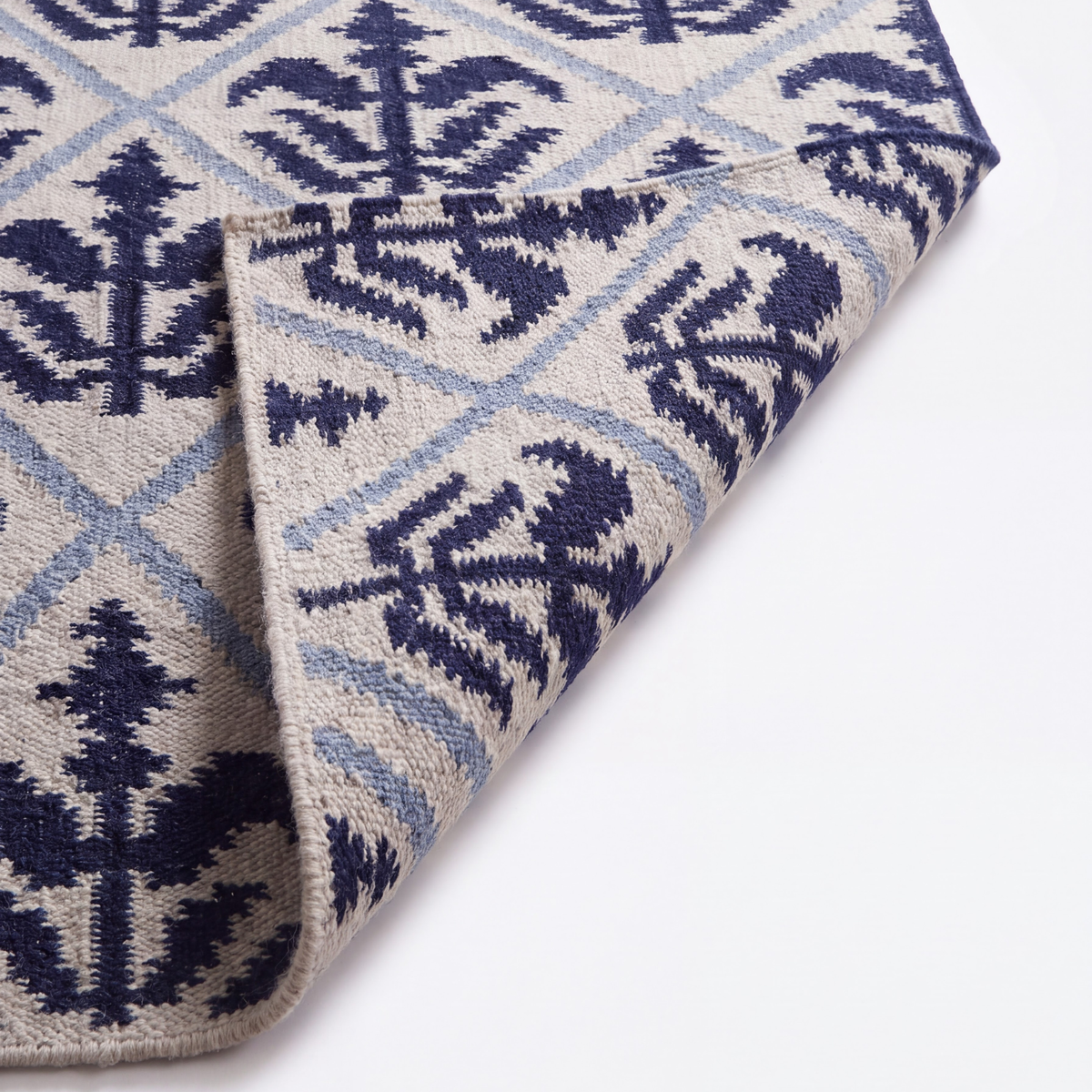 Girih Rug in Blue / Ivory — close-up
