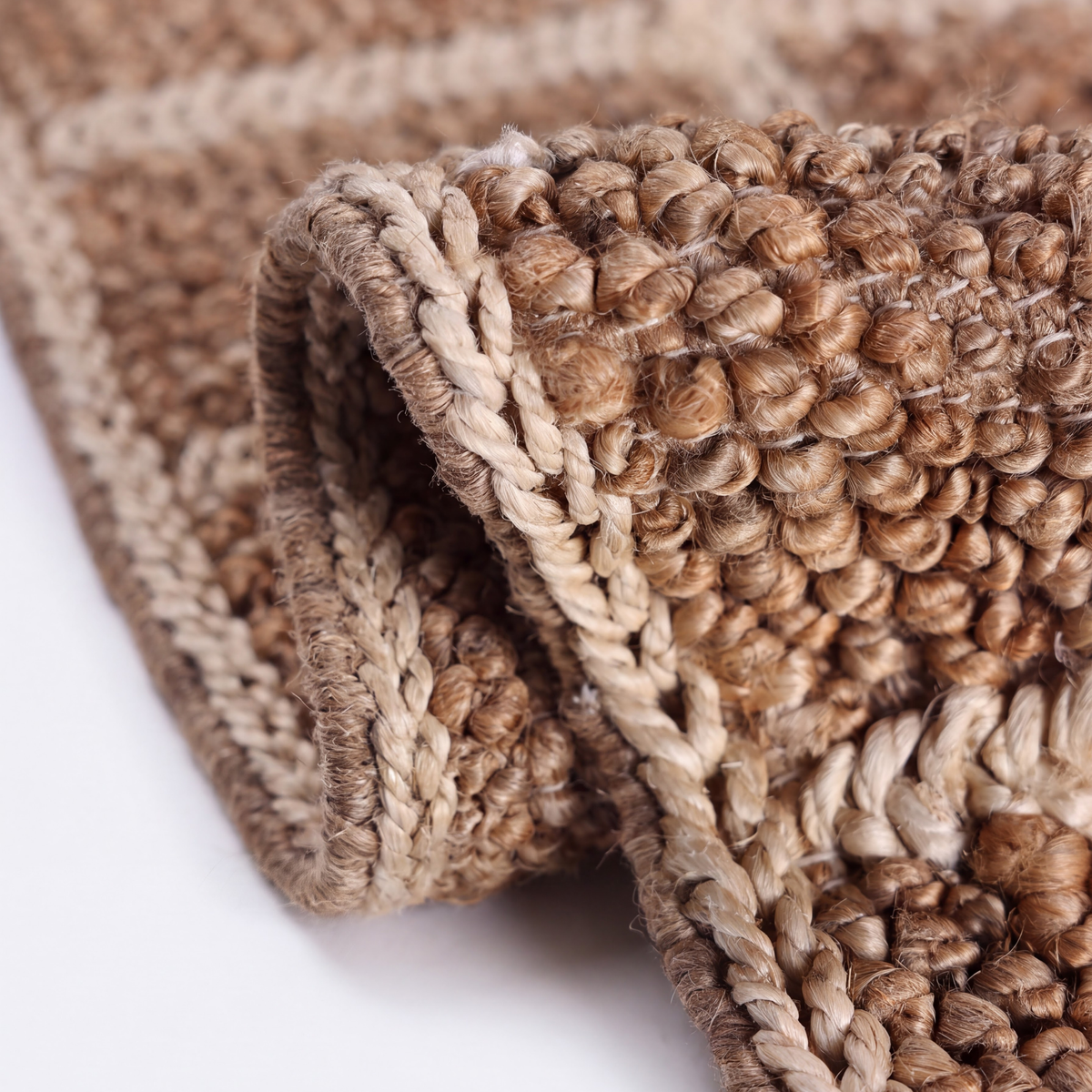 Pasa Rug in Natural / Bleached White — corner detail