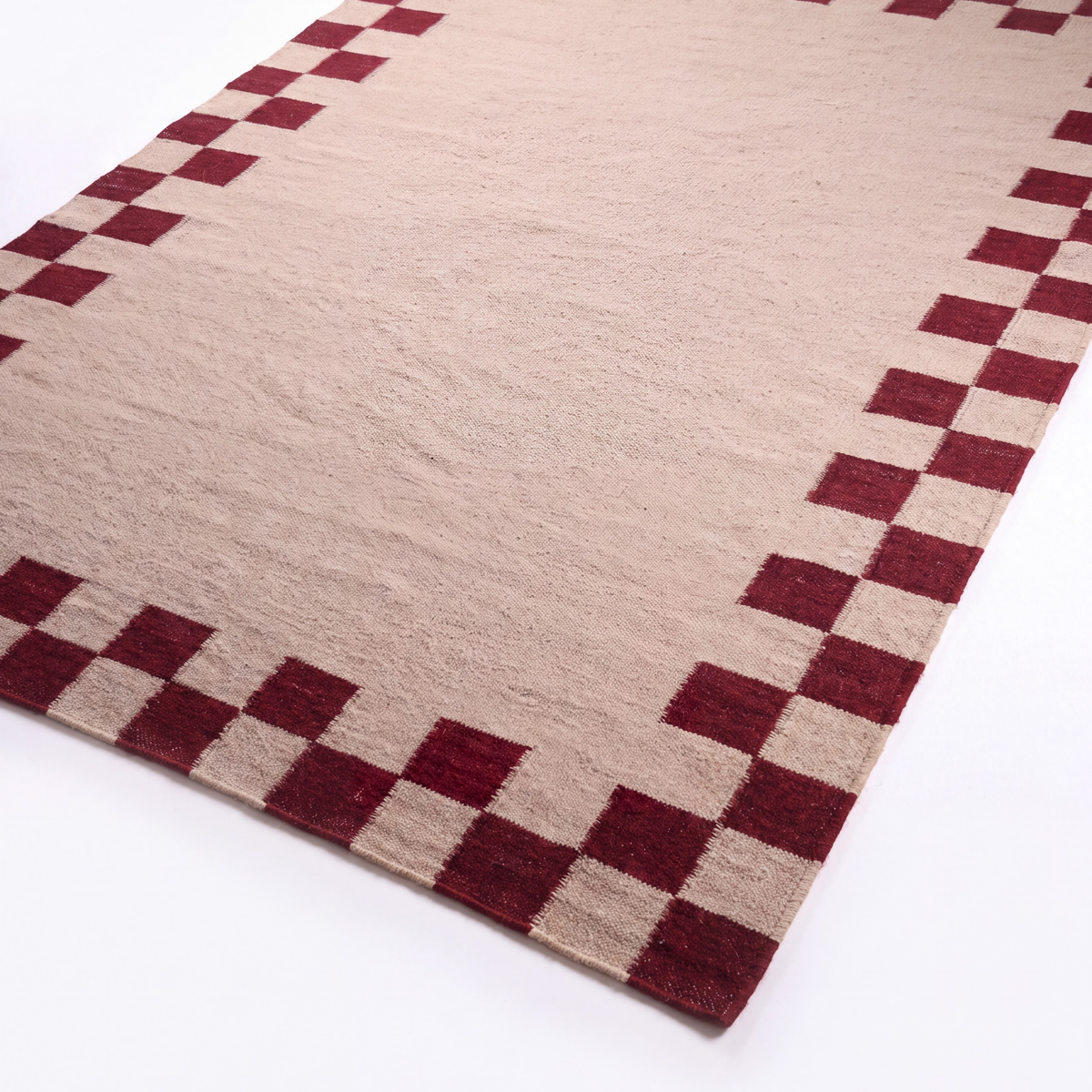 Verra Rug in Red / Gray — corner detail