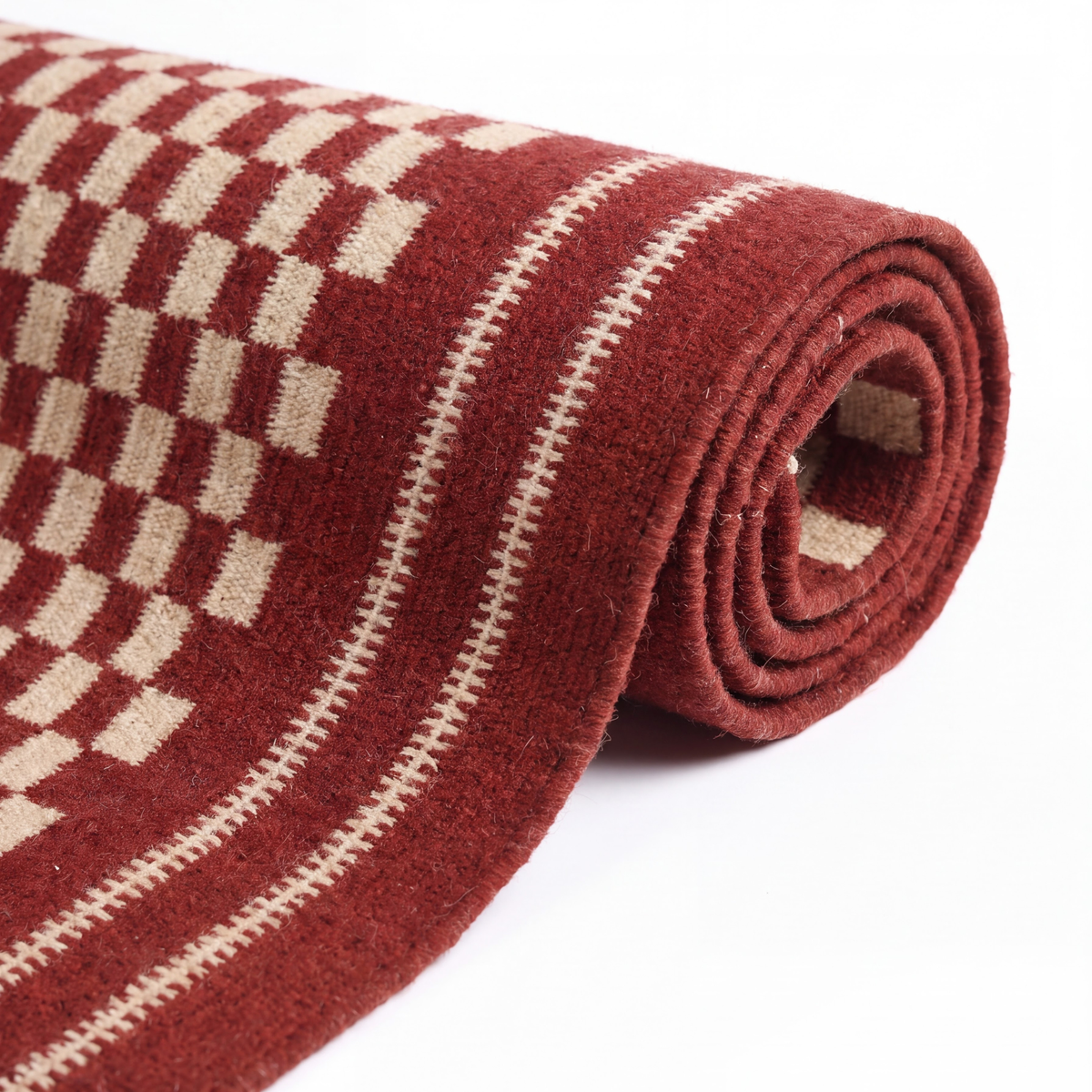 Tarz Rug in Brick / Pristine — corner detail