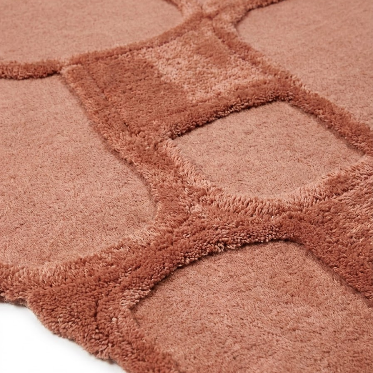 Kunba Rug in Muted Clay/Carnelian — corner detail